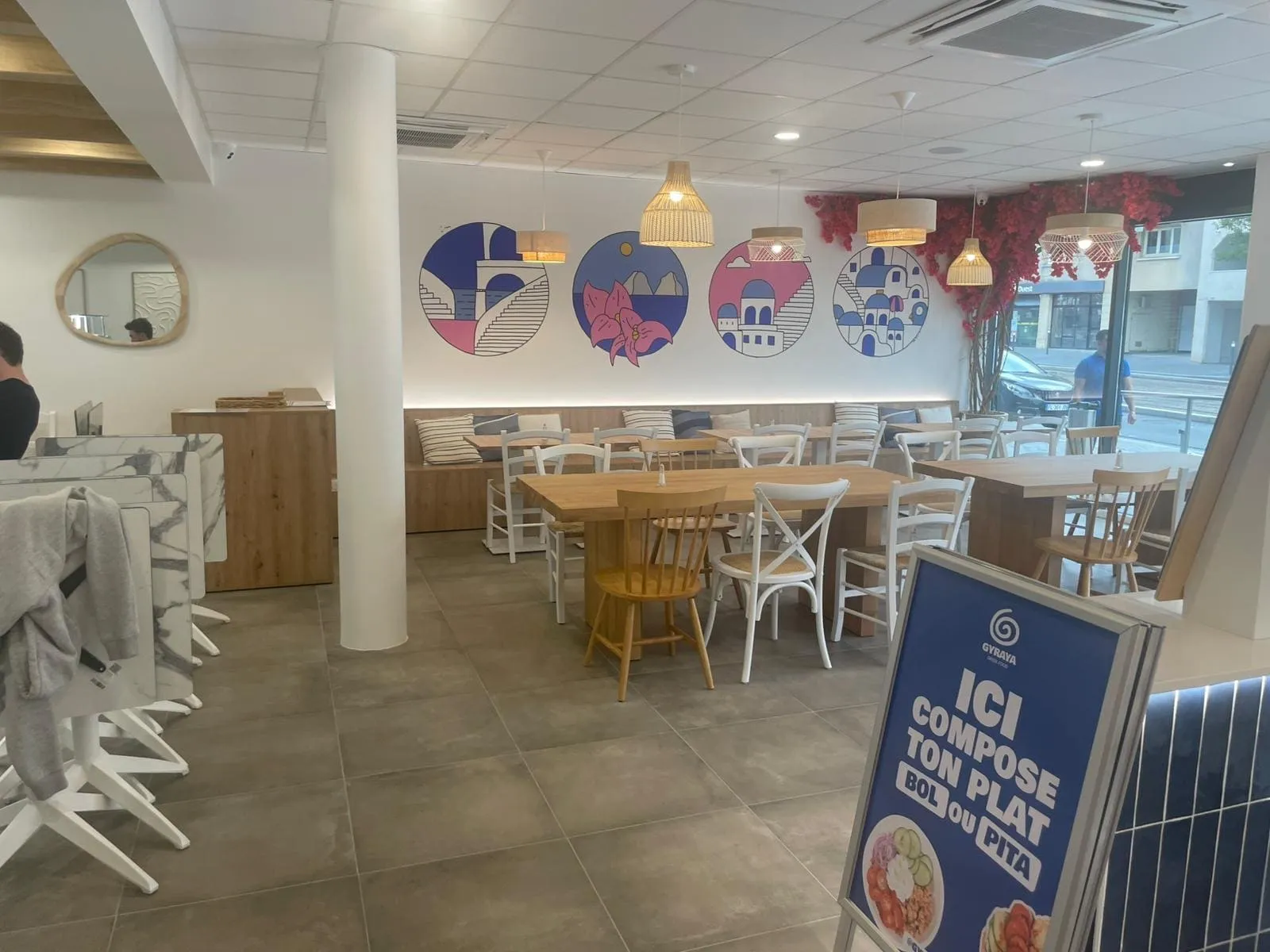 Restaurant Gyraya aménagé par ANTIS